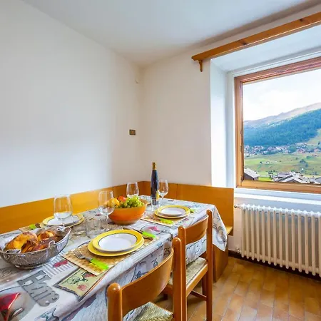 Casa Silvia In - Happy Lägenhet
